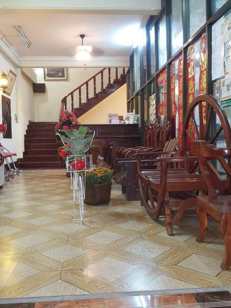Sakura Wood House Ξενοδοχείο Λουάνγκ Πραμπάνγκ Εξωτερικό φωτογραφία