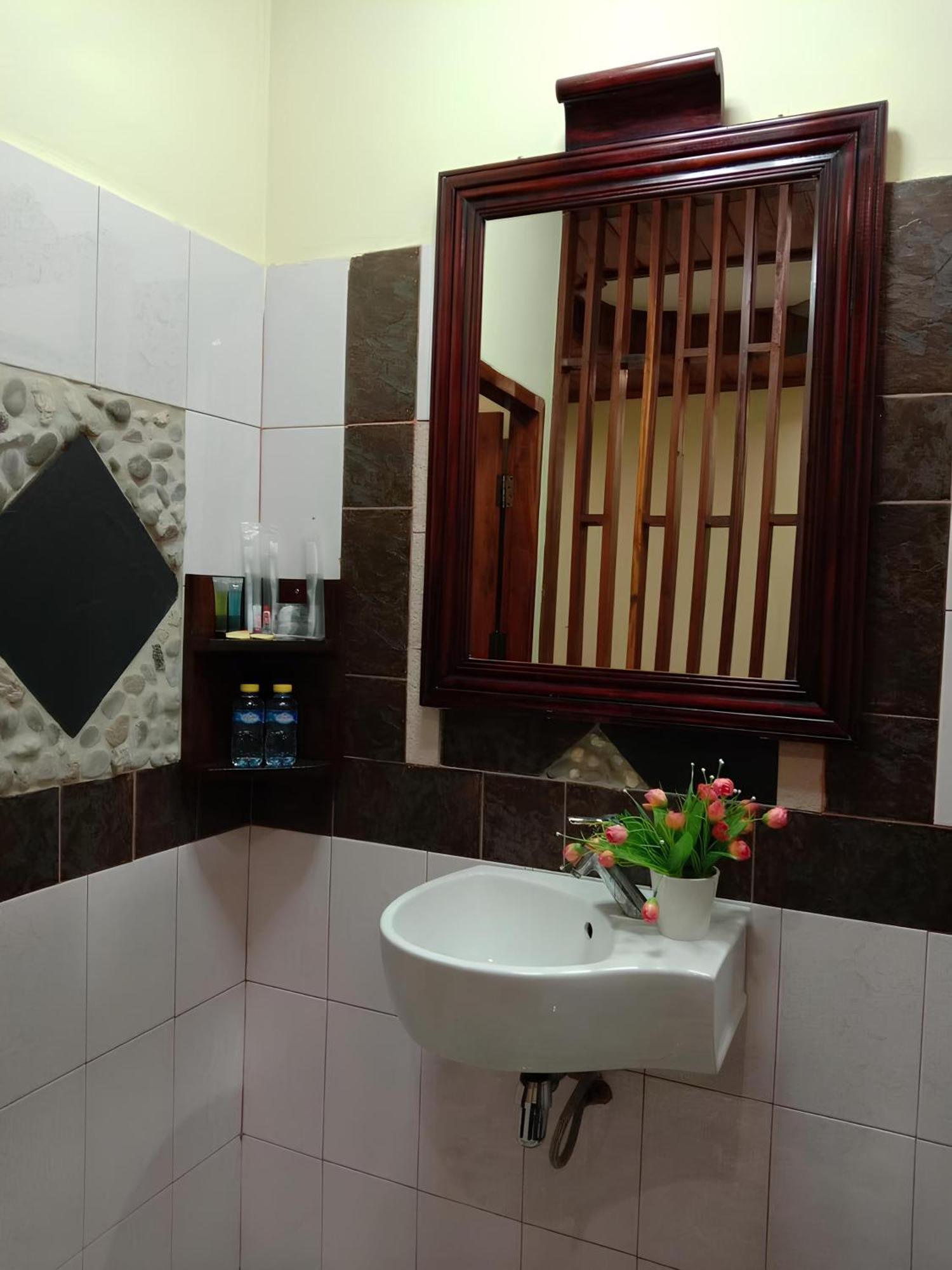 Sakura Wood House Ξενοδοχείο Λουάνγκ Πραμπάνγκ Εξωτερικό φωτογραφία